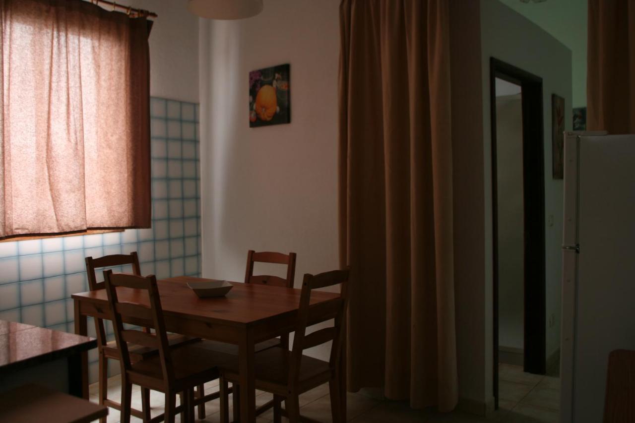 פואנקאליינטה דה לה פלמה La Palma Hostel By Pension Central חדר תמונה