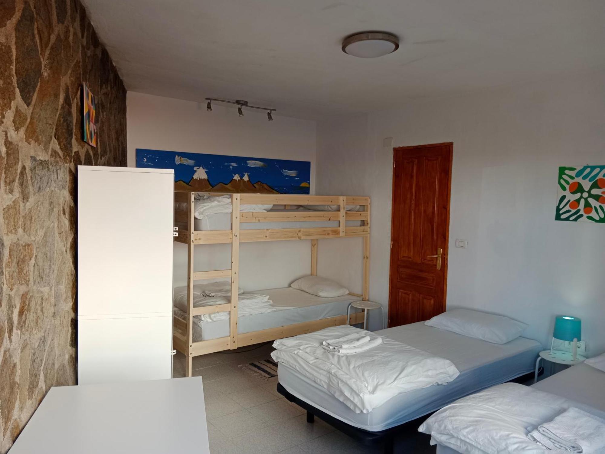 פואנקאליינטה דה לה פלמה La Palma Hostel By Pension Central מראה חיצוני תמונה